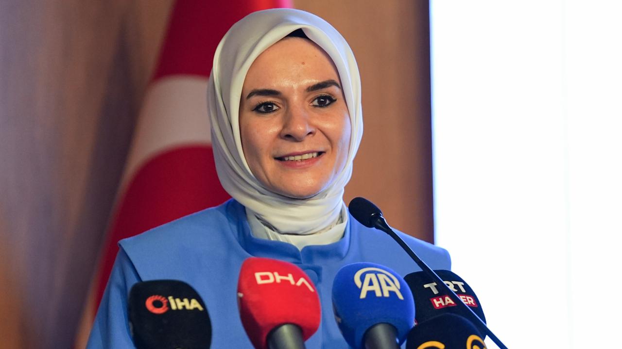 Bakan Göktaş: 9 Bin Koruyucu Aile, 11 Bin Çocuğa Destek Oluyor
