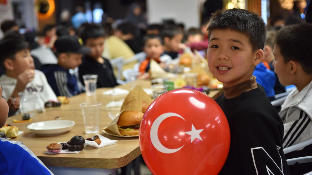 TDV, 10 bin Yetimin İhtiyacını Karşılıyor